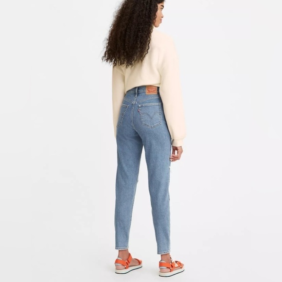 NWOT Levi’s Silver Tab Mom Jean High Waist Distressed - Picture 14 of 15